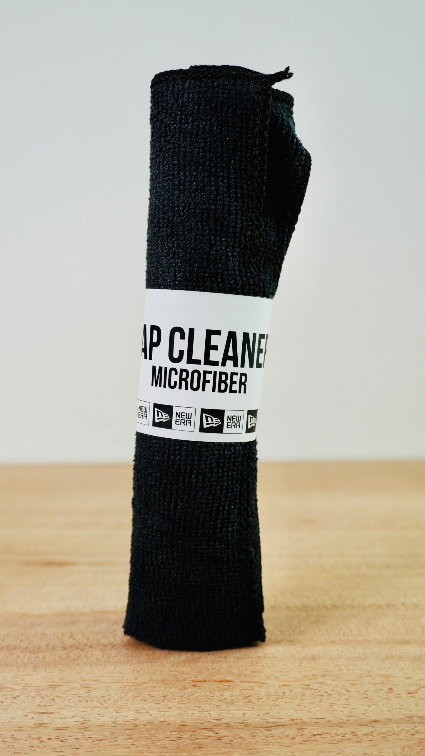 CAP CLEANER + MICROFIBER