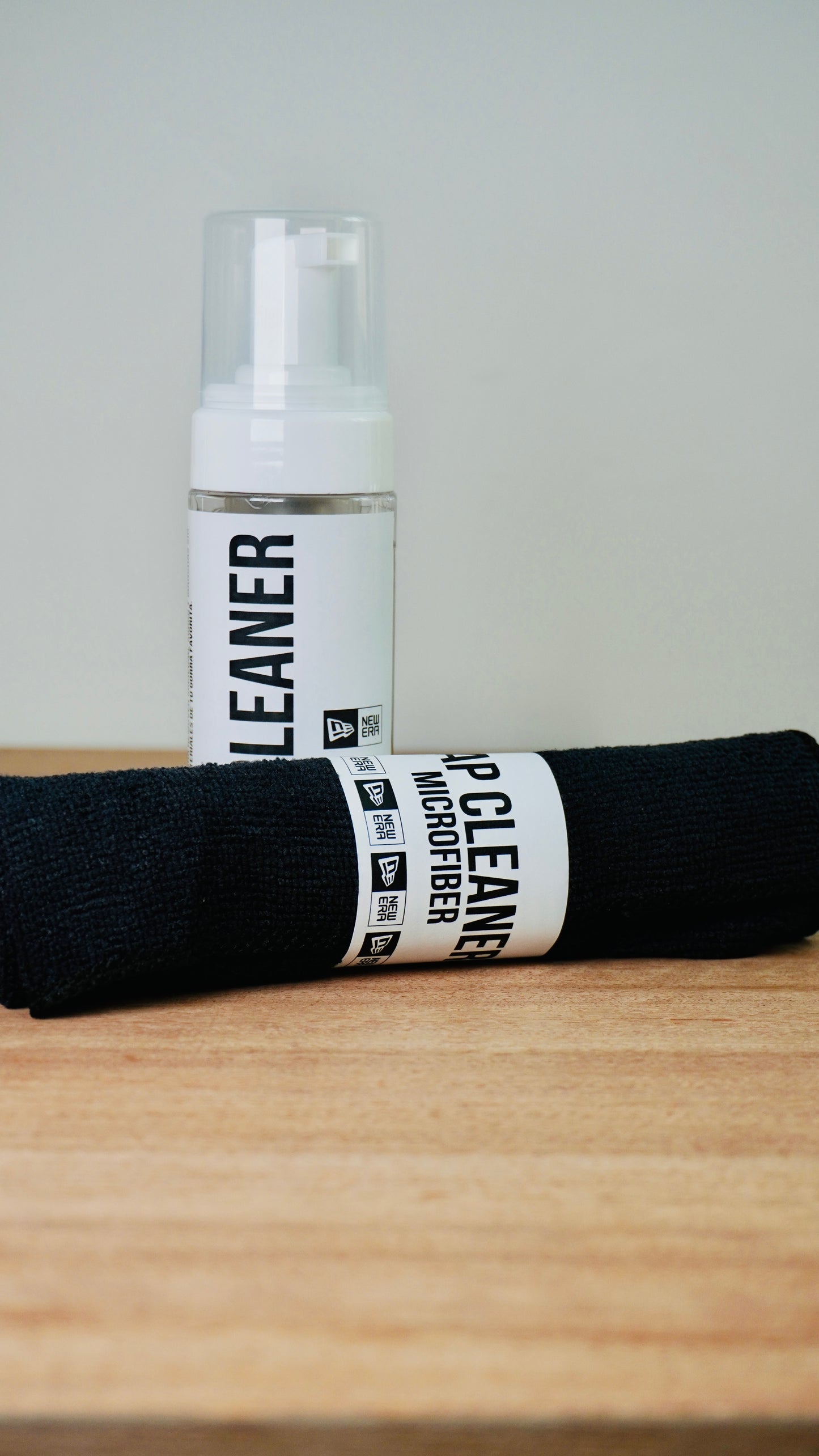 CAP CLEANER + MICROFIBER